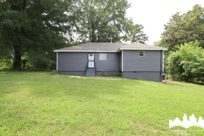 Building Photo - 158 Pickett Rd