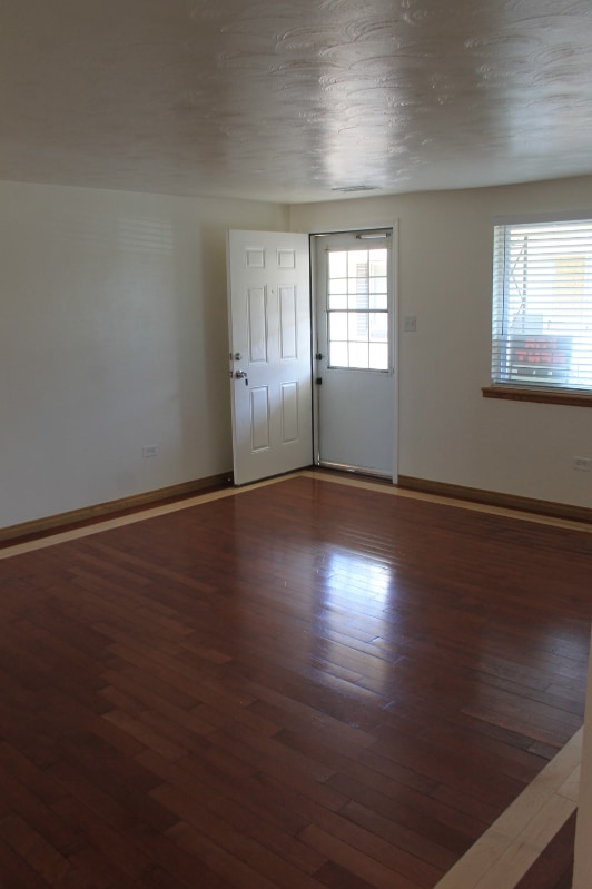 Foto del edificio - 4225 W 70th Pl