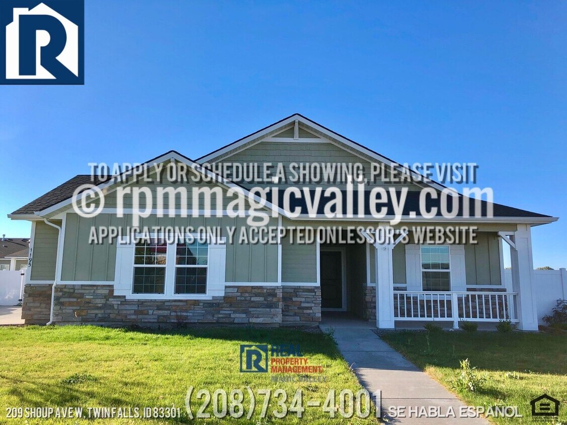 Foto principal - New 3 Bed 2 Bath home