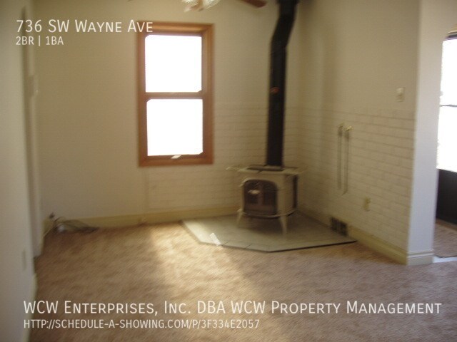Building Photo - Two bedroom house with fence!