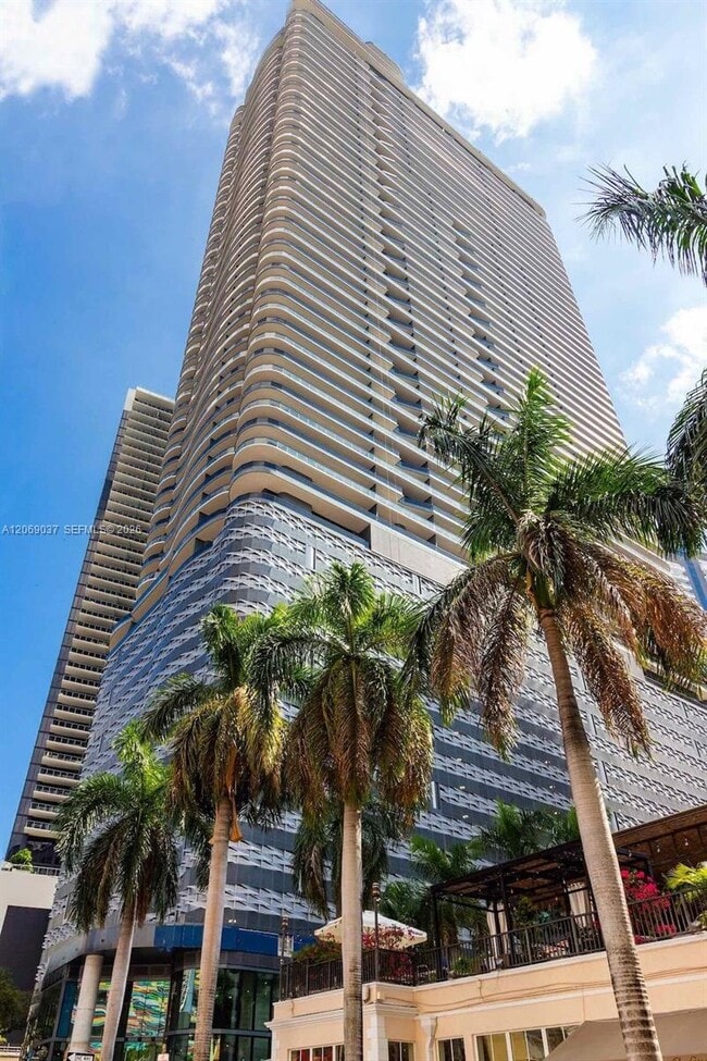 Building Photo - 1000 Brickell Plaza
