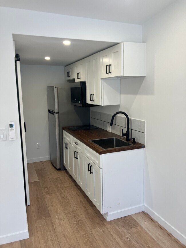 Building Photo - Wilos LLC