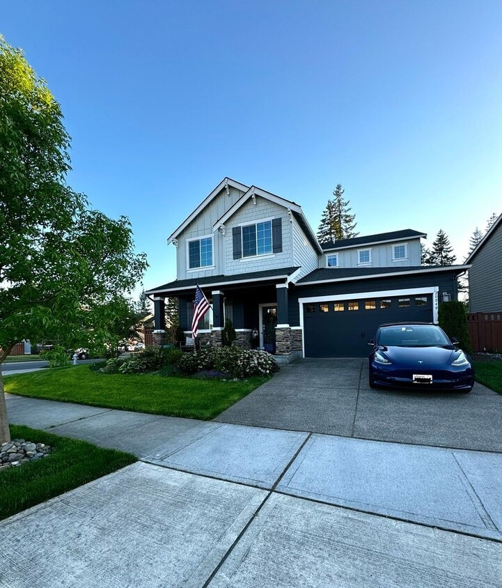 20040 147th St E, Bonney Lake, WA 98391 House Rental in Bonney Lake