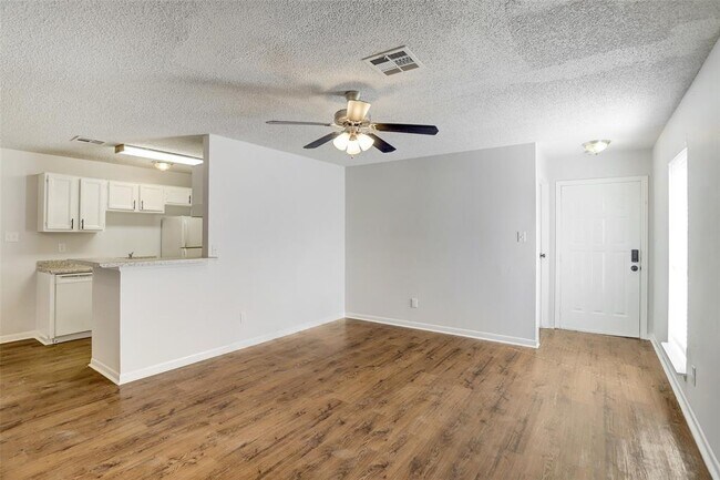 Foto del edificio - 3011 Taylor St