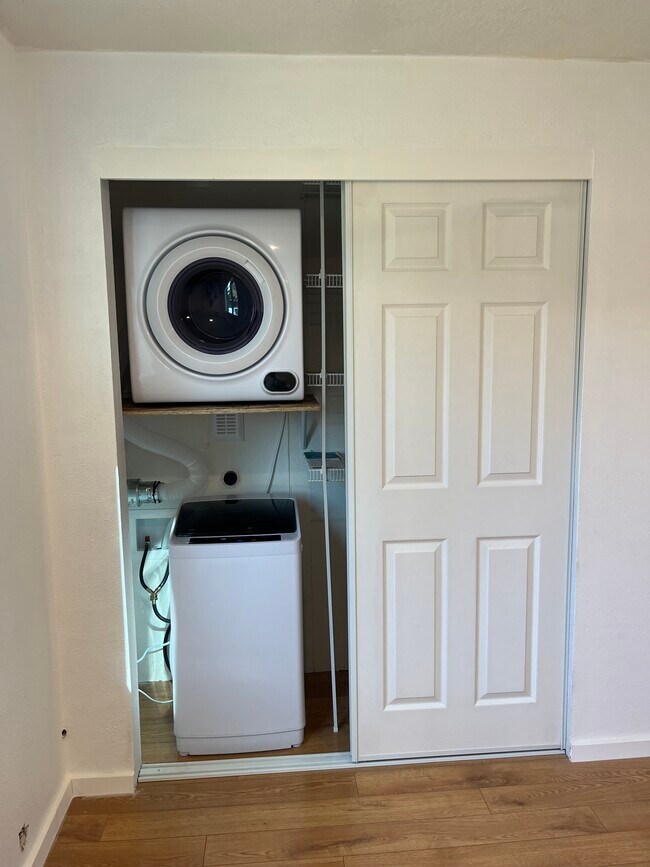 Foto del edificio - 1437 SW 13th Pl