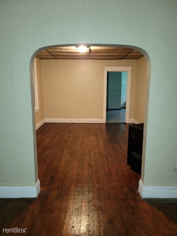 Building Photo - 4 br, 1 bath House - 24 Wick