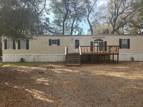 Building Photo - 30 Westgate Cir