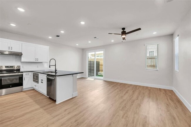 Building Photo - 9312 Curious Squirrel St