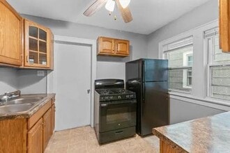 Building Photo - 1504 S 81st St