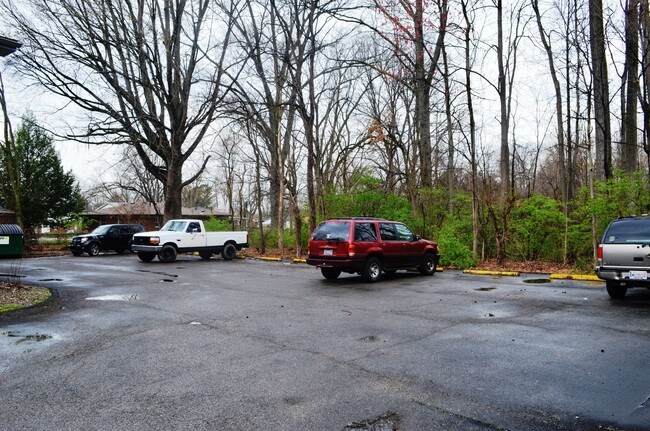 Building Photo - 8300-8400 Prestonview Ln