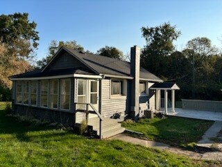Primary Photo - 9391 Carpenter Rd