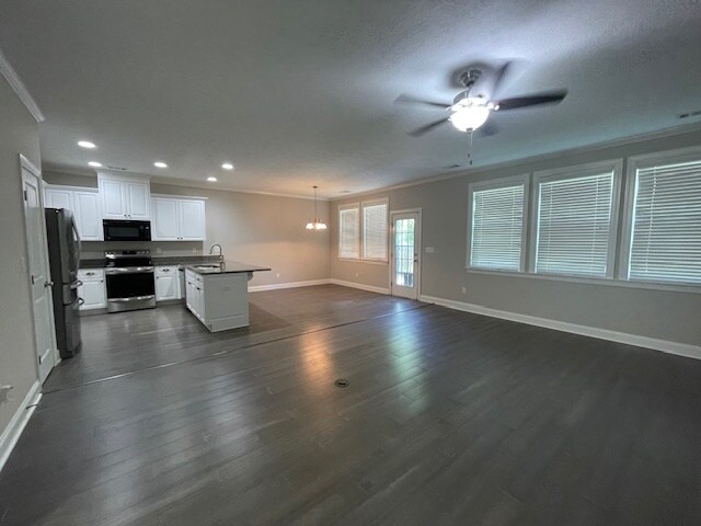 Foto del edificio - 501 Brantley Cove Cir