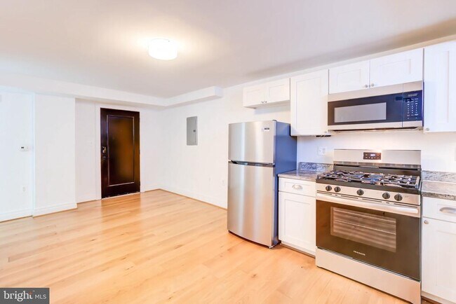 Foto del edificio - 3625 16th St NW