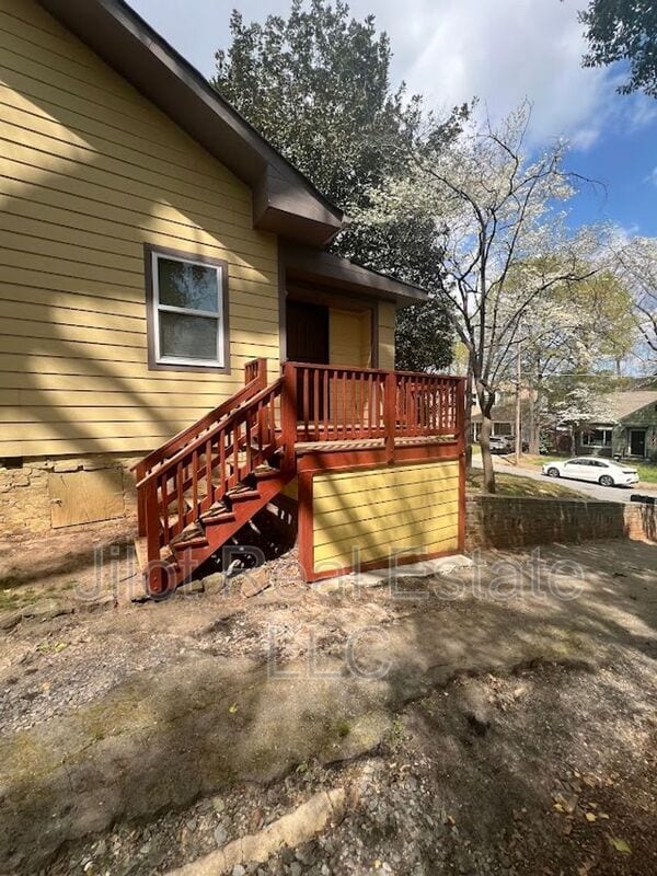 Building Photo - 1366 Clermont Ave