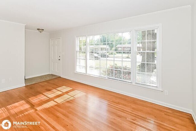Building Photo - 3069 BASSWOOD ST, Memphis, TN 38118