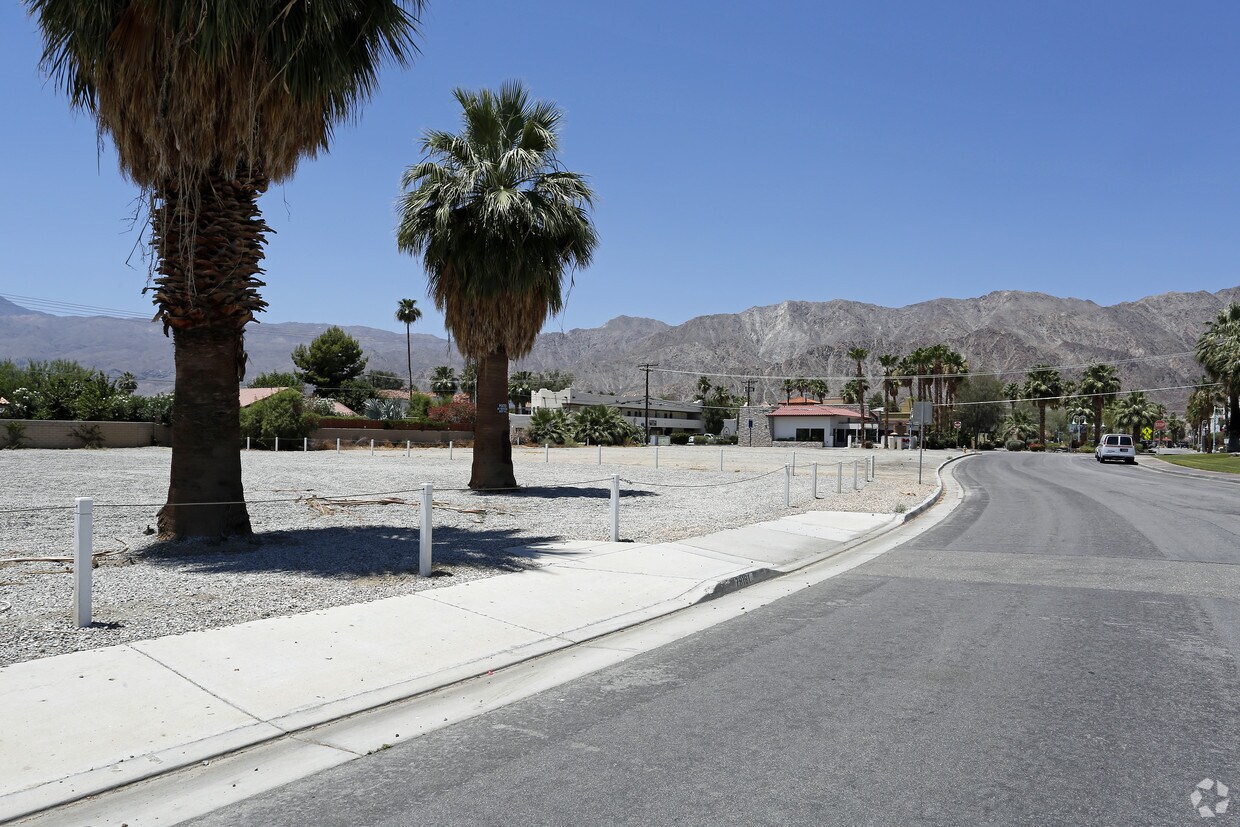 Building Photo - 78181 Avenida La Fonda