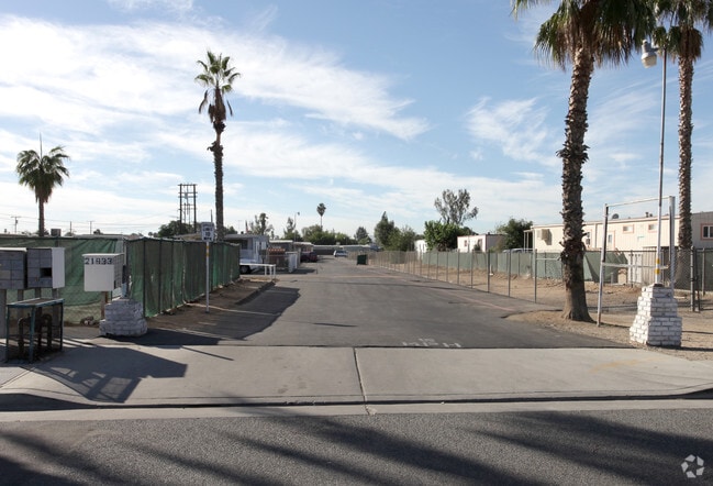 Foto del edificio - Edgelane Mobile Home Park