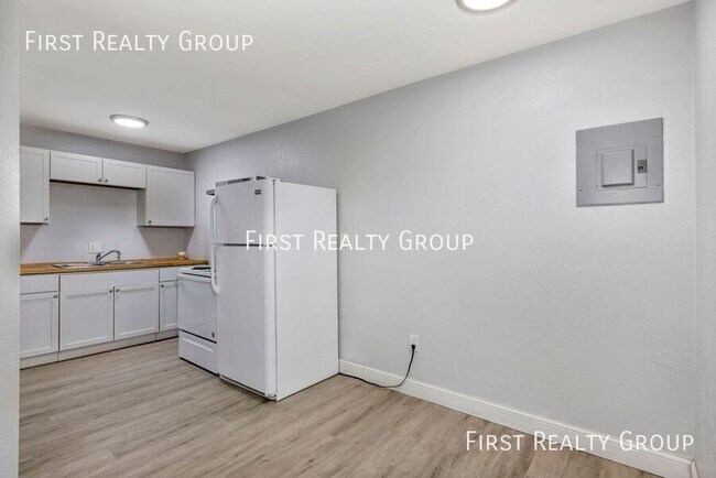 Foto del edificio - 5610 N Main St