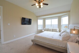 Building Photo - 24610 Windmill Canyon Ln