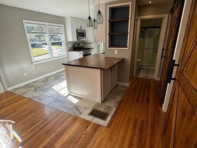 Foto del edificio - 840 Teton Ave SE