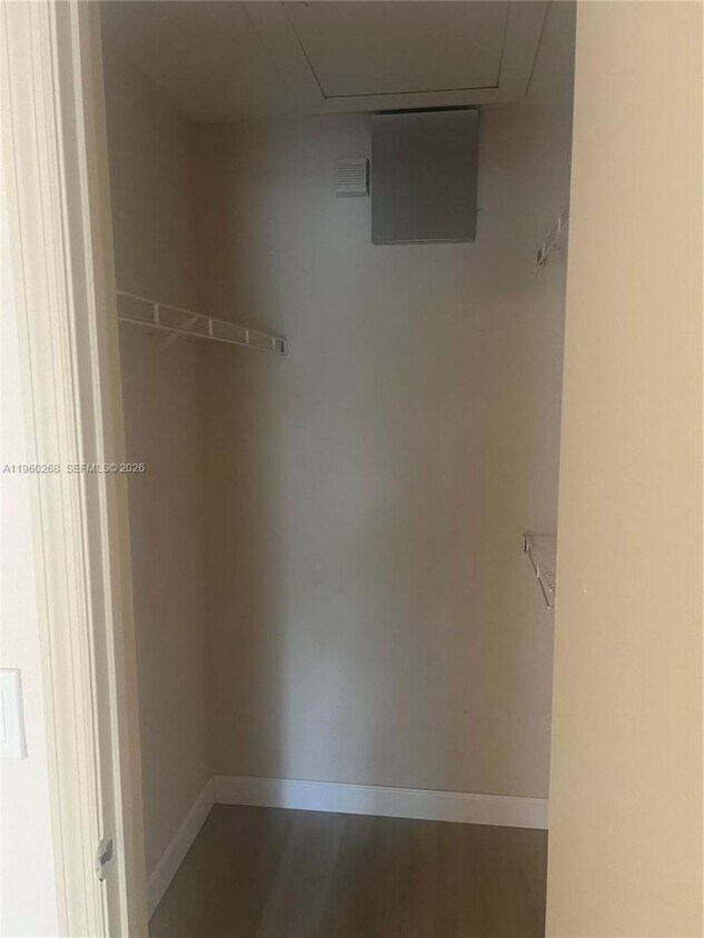 Foto del edificio - 565 Vista Isles Dr