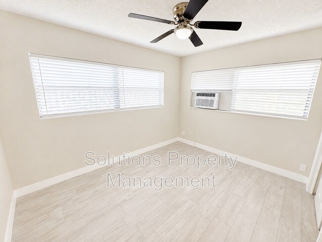 Foto del edificio - 1606 S Miramar Ave