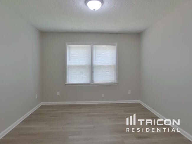 Foto del edificio - 7418 Palmetto Ct