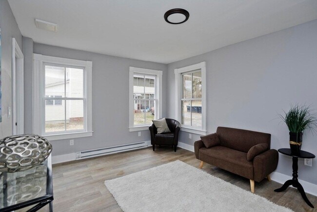 Foto del edificio - 1041 Pine St