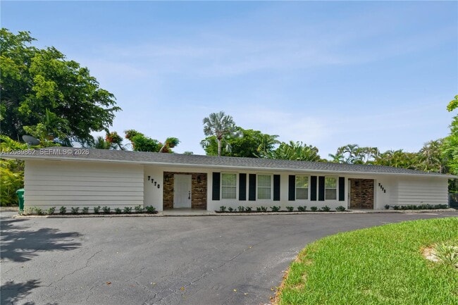 Building Photo - 7770 SW 106th Terrace
