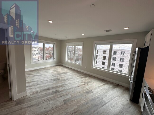 Foto del edificio - 206 Old Colony Ave