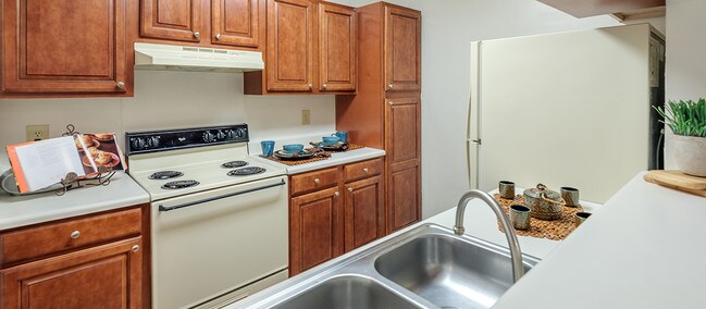 The Paddock Club Greenville Rentals Greenville, SC