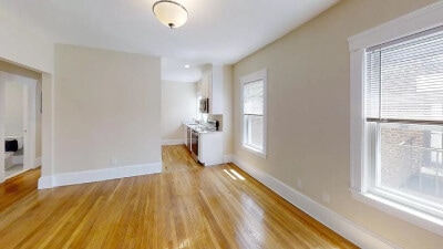 Building Photo - 303 Tappan St