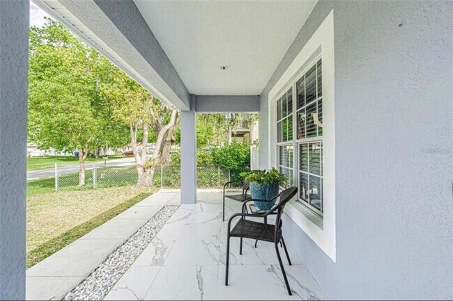 Foto del edificio - 710 Zella Ln