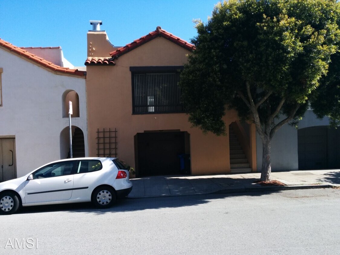 Primary Photo - 3 br, 1 bath House - 111 Laidley #2