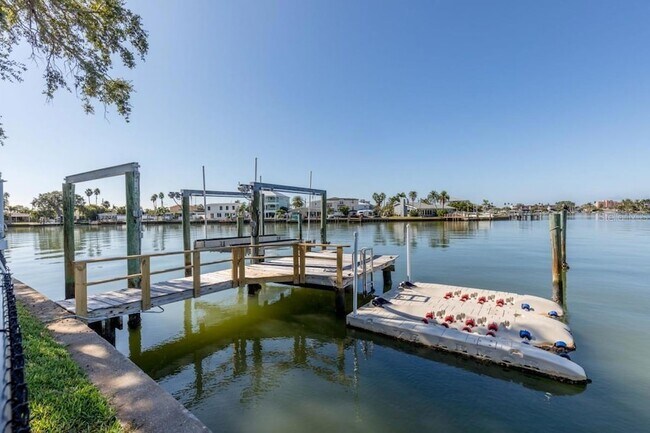 Foto del edificio - 16114 5th St E