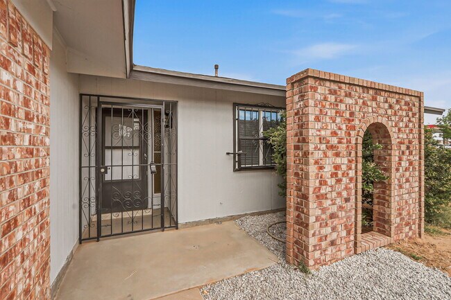 Building Photo - 10837 Gemstone St