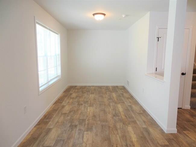 Building Photo - 39 Maize Cir