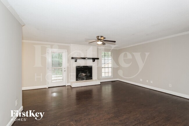 Foto del edificio - 4217 Park Cir