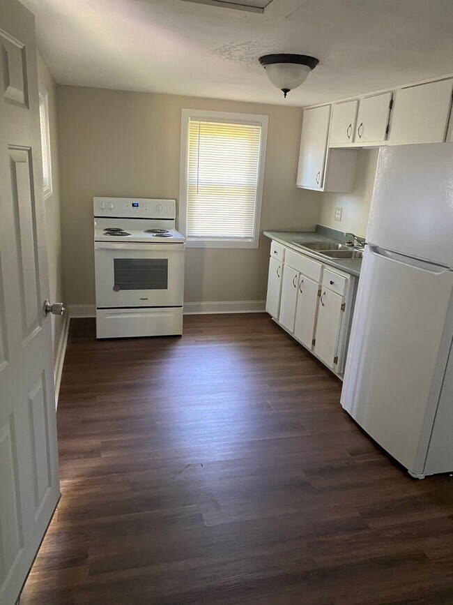 Foto del edificio - 8486 W Bergen Rd