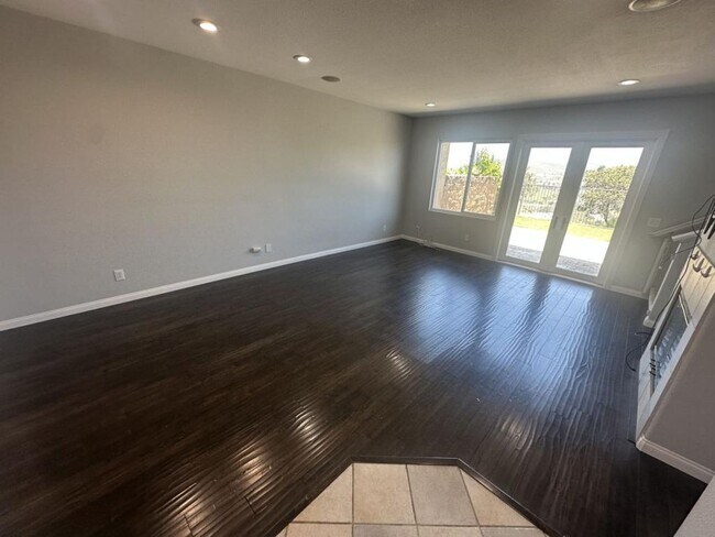 Foto del edificio - 10930 Ivy Hill Dr