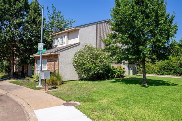 Foto del edificio - 13234 Woodbend Ln