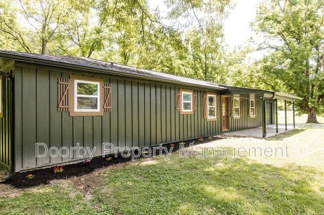 Building Photo - 10716 Dallas Hollow Rd