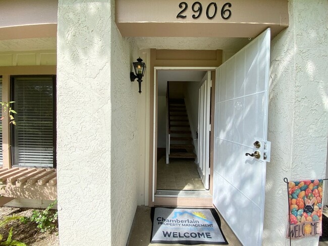Building Photo - Beautiful 4BR/2.5BA Condo in Tanglewood!!!
