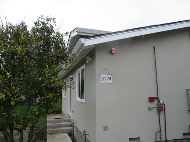 Building Photo - 1472 Hervey Ln