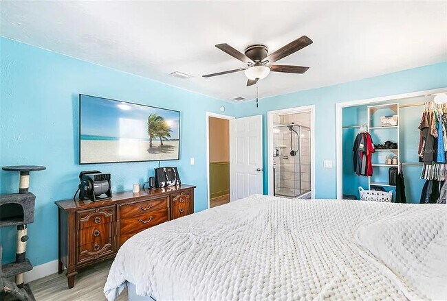 Foto del edificio - 323 Greenwood Ave