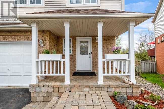 Building Photo - 28 Colbourne Crescent