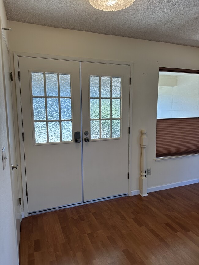Building Photo - 175 Oak Island Dr