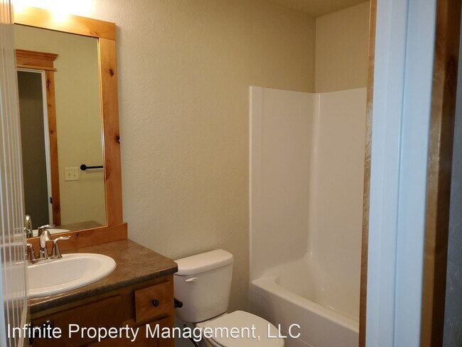 Foto del edificio - 3 br, 2 bath House - 1614 Powers Boulevard