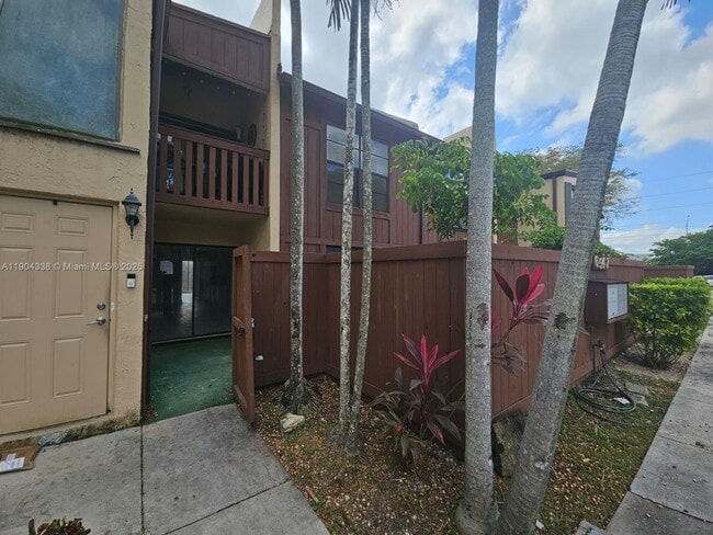 Foto del edificio - 6547 SW 116th Pl