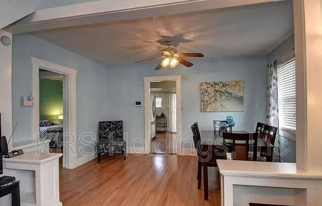 Foto del edificio - 2526 Keller Ave